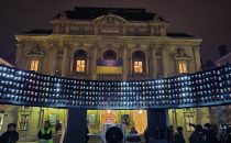 Menschen memorial installation initiates a lamp collect for Ukraine during the Bright Festival